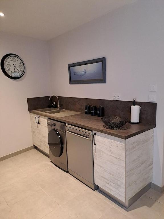Ty Ma Bro Apartment Saint-Pol-de-Leon Bagian luar foto